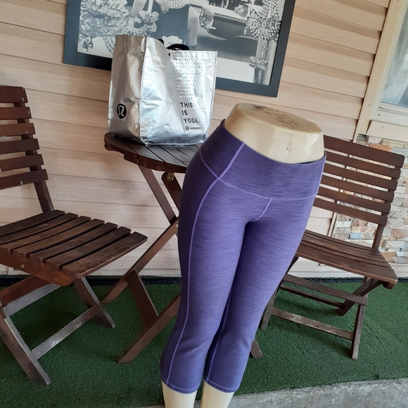 Lululemon Gather & Crow Crop Purple Leggings - Picture 7 of 8